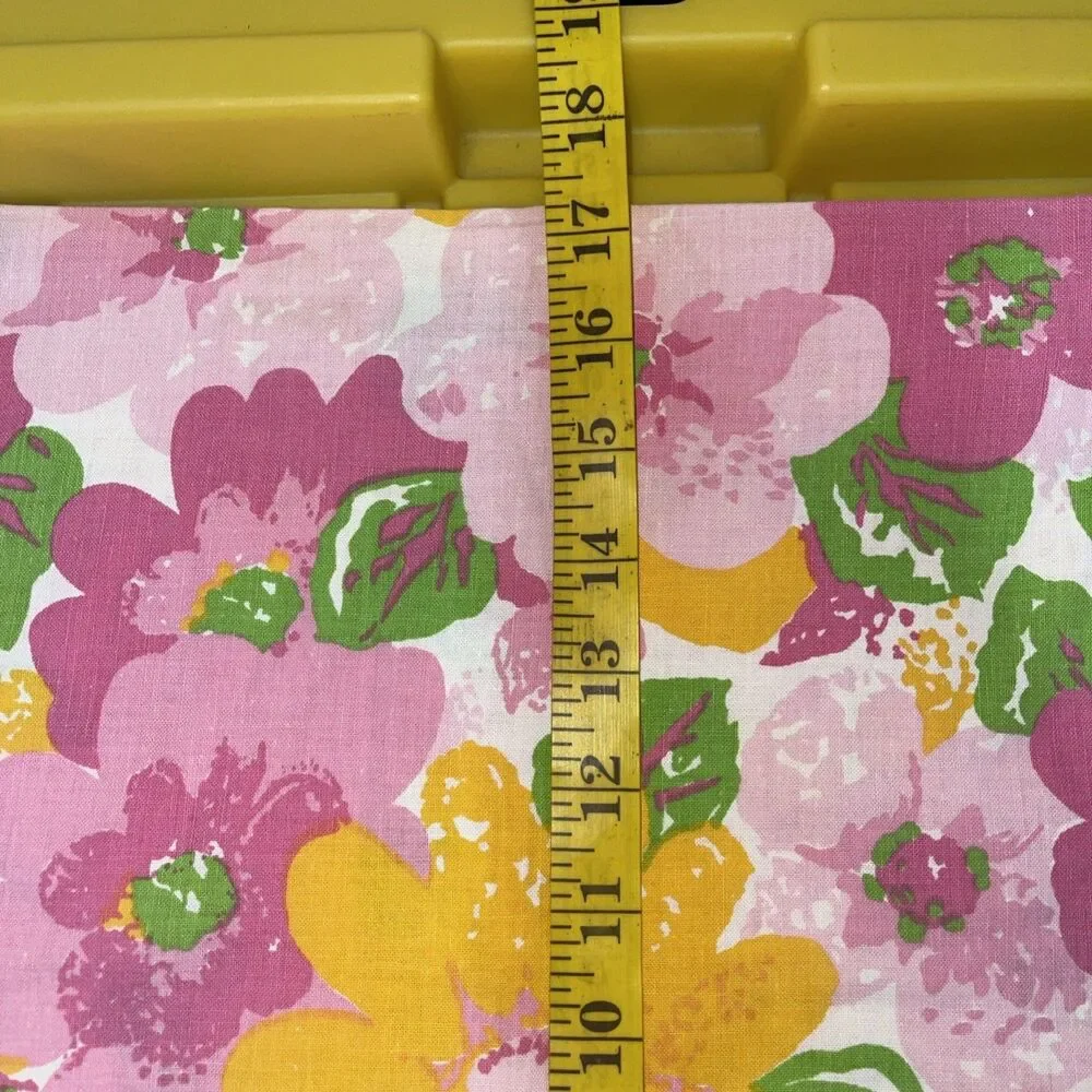 Vintage Pillowcase, Wabasso 1970's Mod Flower Power
